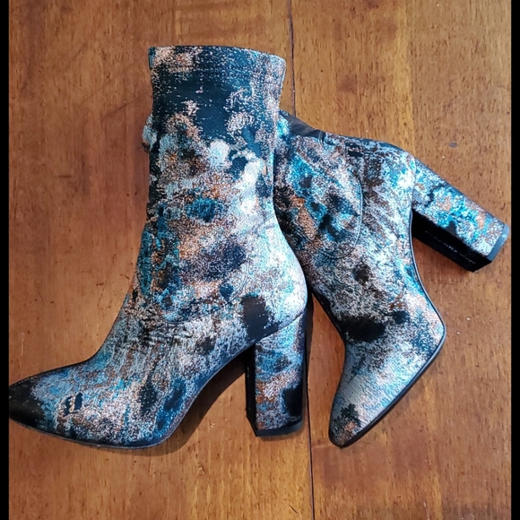 Kenneth Cole Shoes - Kenneth Cole NY (Vero Cuoio) Krystal Booties